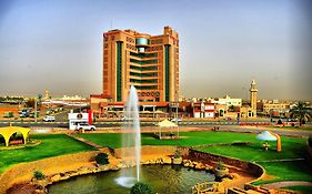 فندق وأجنحة رمادا من ويندام القصيم